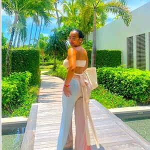 Beautiful multicolored trousers.Very sexy & comfy!